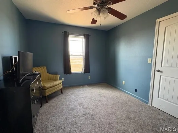 $316,000 | 1013 Z And Z Road, Greenville, IL 62246