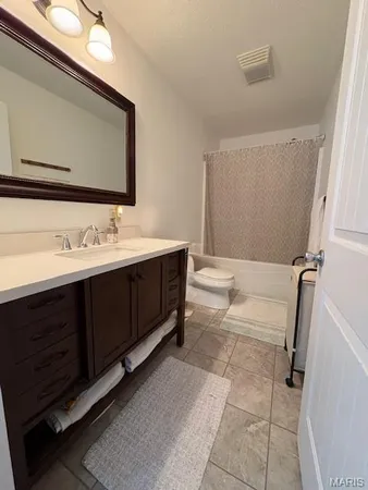 $316,000 | 1013 Z And Z Road, Greenville, IL 62246