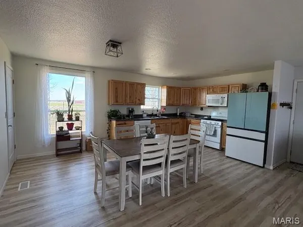 $316,000 | 1013 Z And Z Road, Greenville, IL 62246