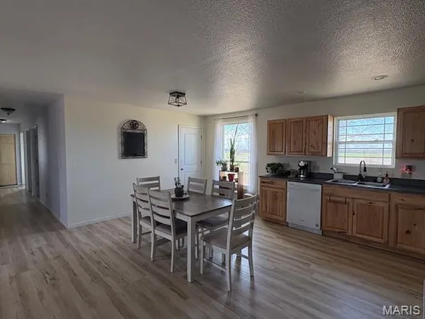 $316,000 | 1013 Z And Z Road, Greenville, IL 62246
