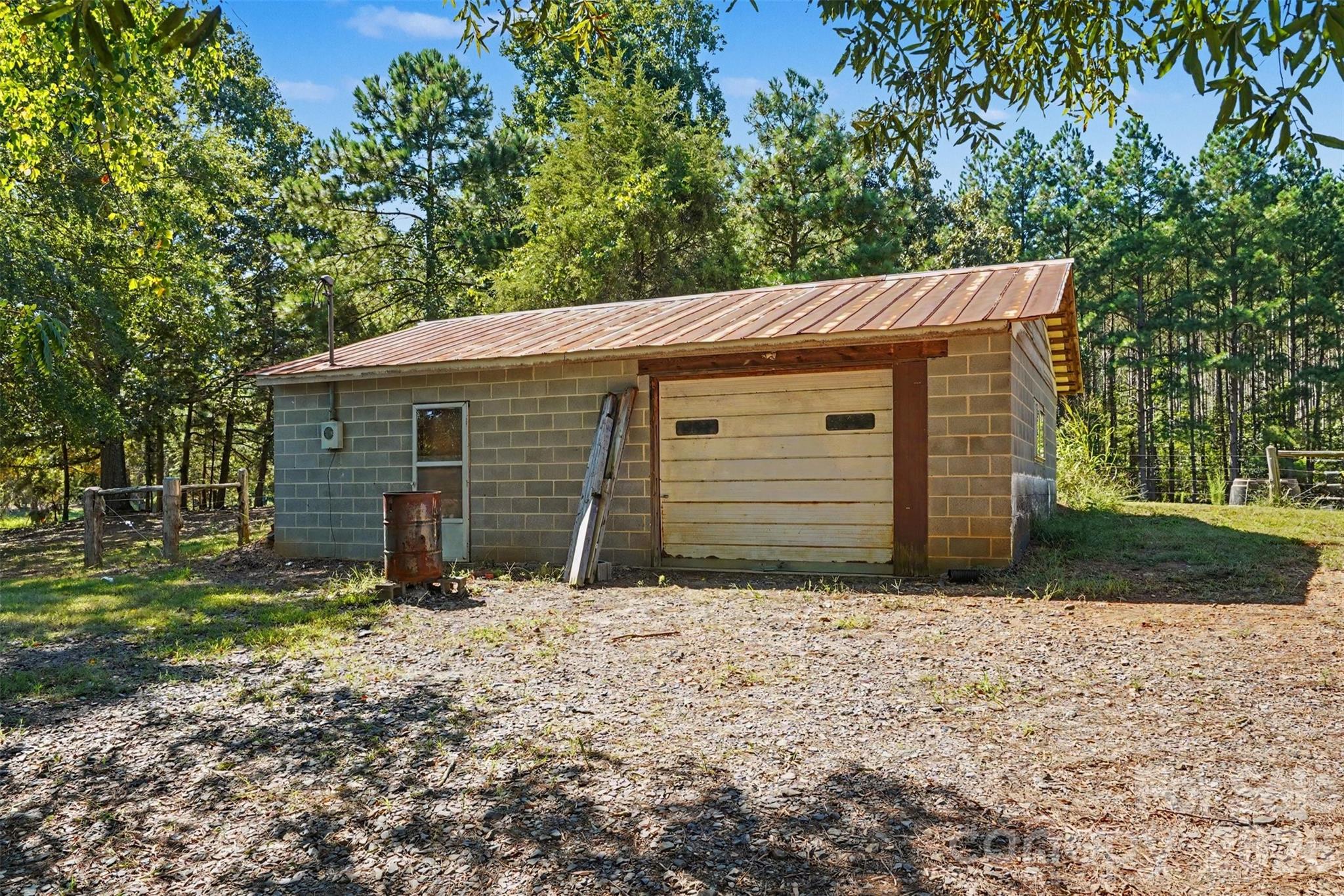 8121 Old Davis Road Norwood, NC 28128 - Photo 29 of 33 Gallery Image 29