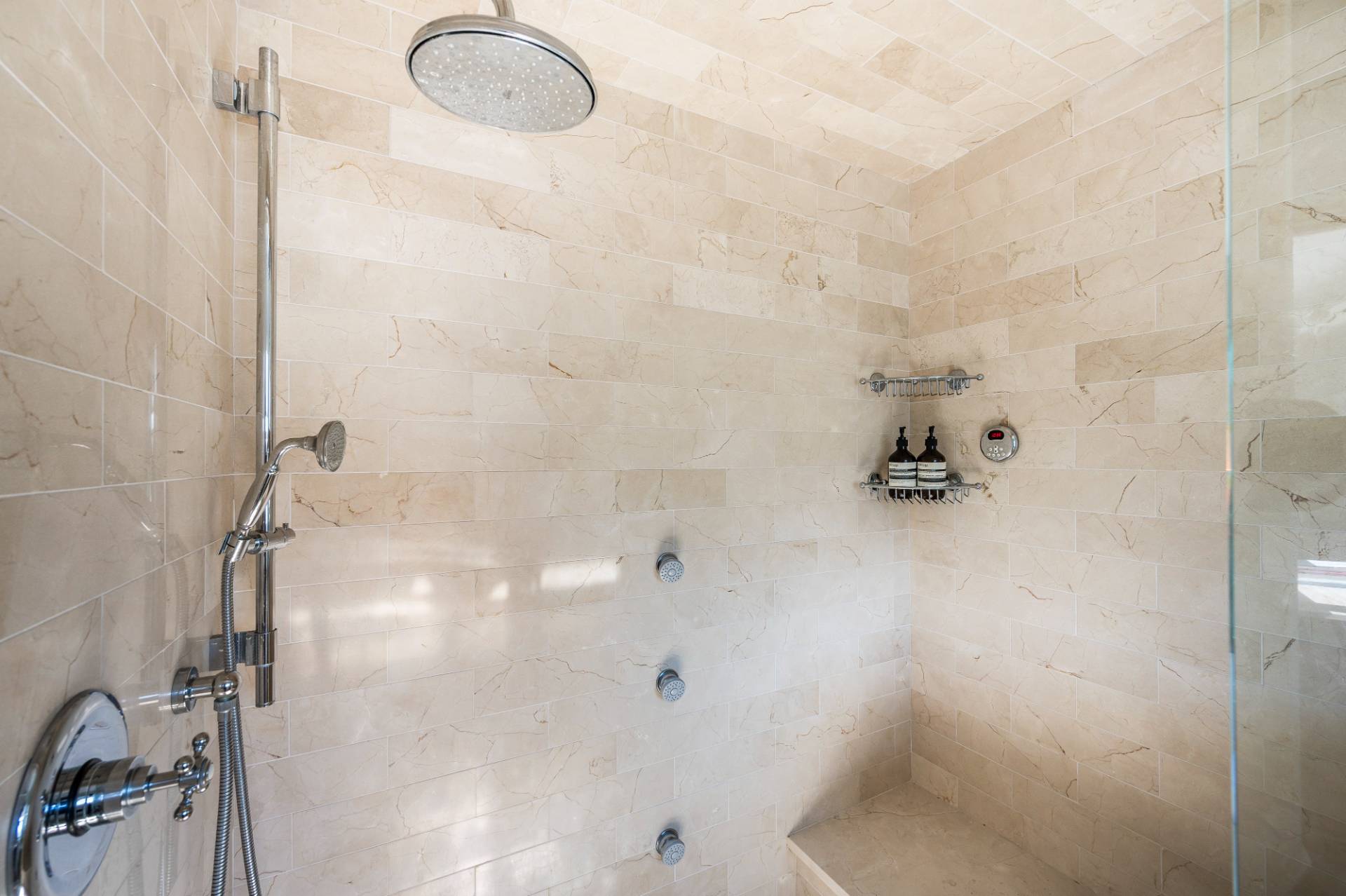 179 Hampton Road Southampton, NY 11968 - Photo 13 of 25