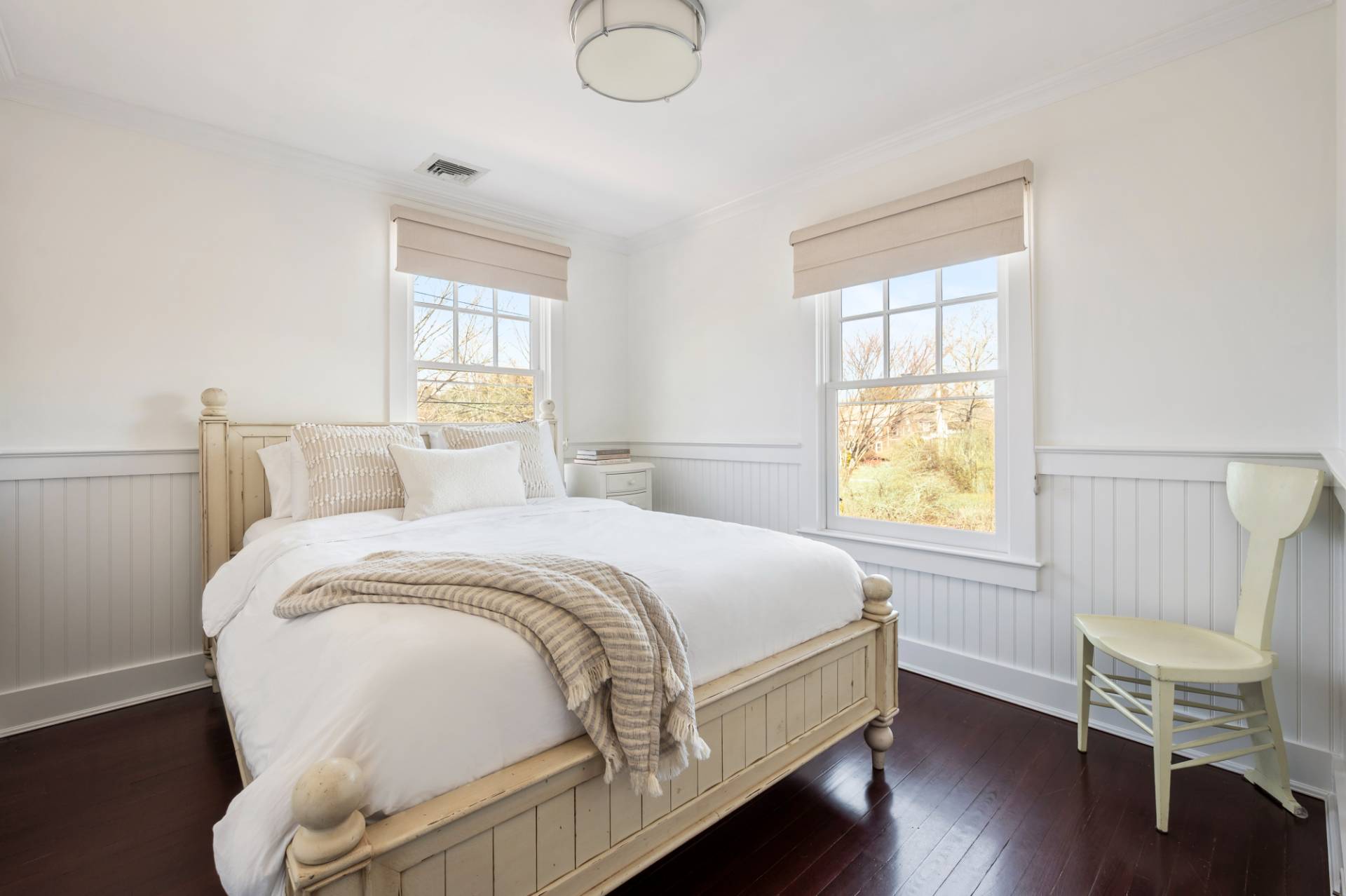 179 Hampton Road Southampton, NY 11968 - Photo 15 of 25