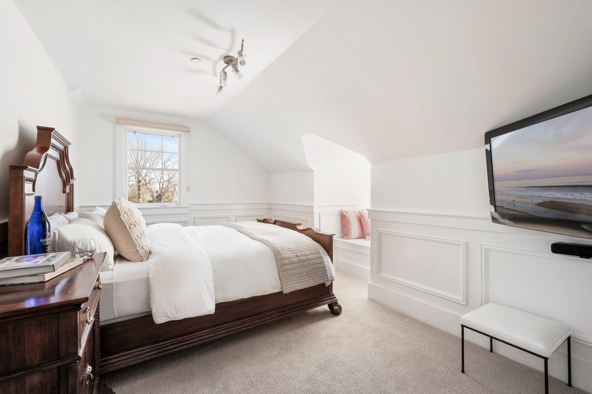 179 Hampton Road Southampton, NY 11968 - Photo 18 of 25