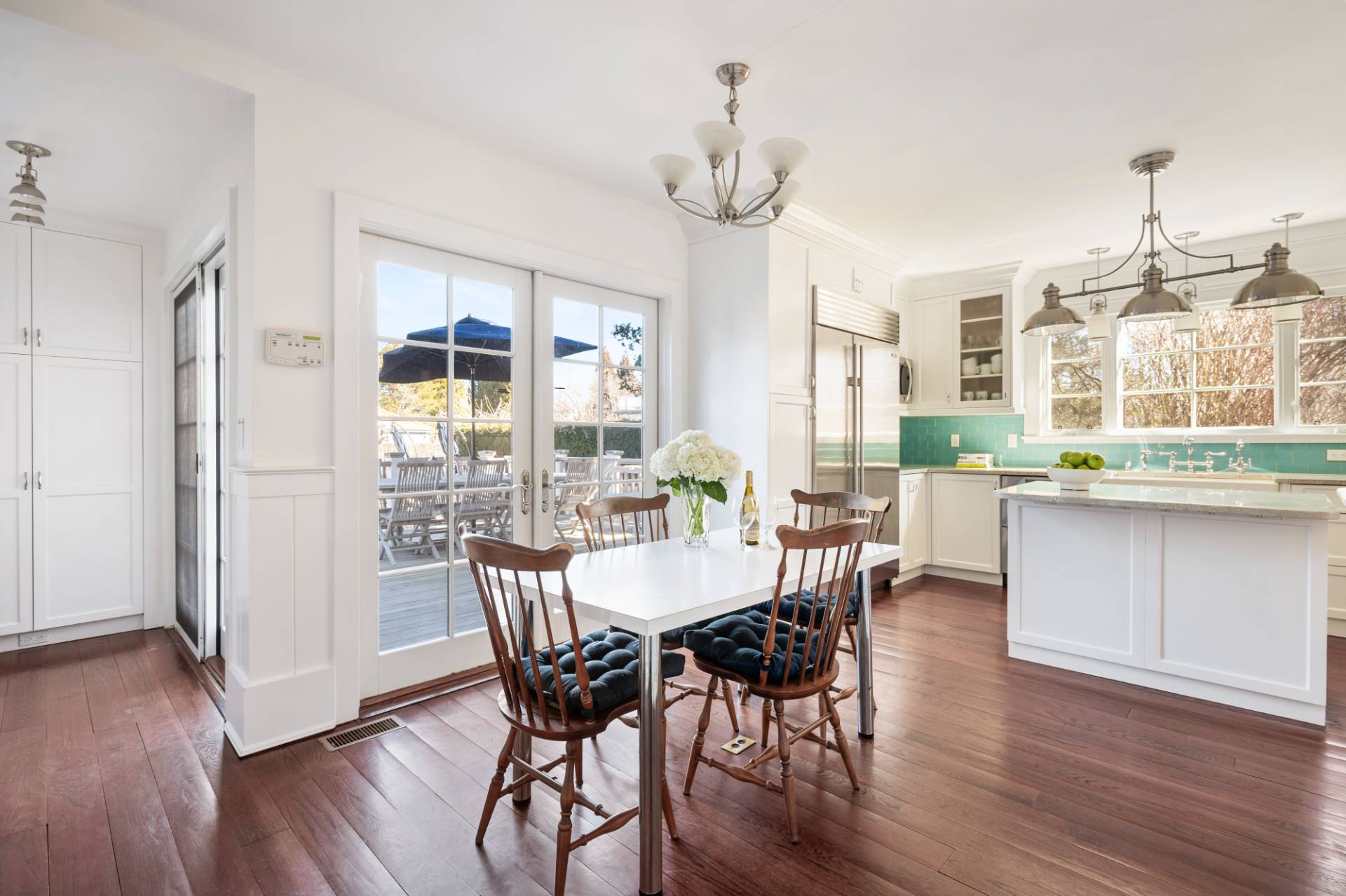 179 Hampton Road Southampton, NY 11968 - Photo 7 of 25