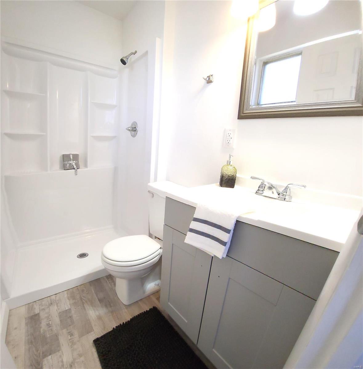 5909 Starlight Drive High Ridge, MO 63049 - Photo 8 of 15