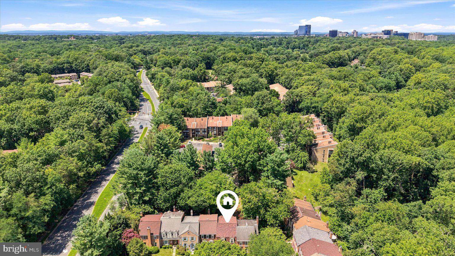 11533 Pine Cone Court Reston, VA 20191 - Photo 32 of 58 Aerial View