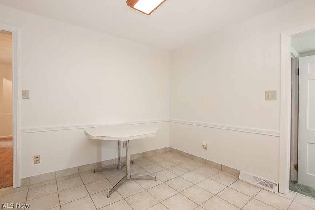 13486 Sperry Road Chesterland, OH 44026 - Photo 12 of 35 Gallery Image 12