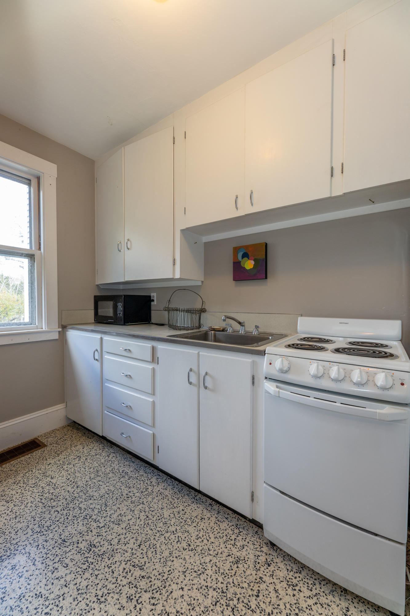 925 Barnestown Road Hope, ME 04847 - Photo 34 of 62 IMG_1460