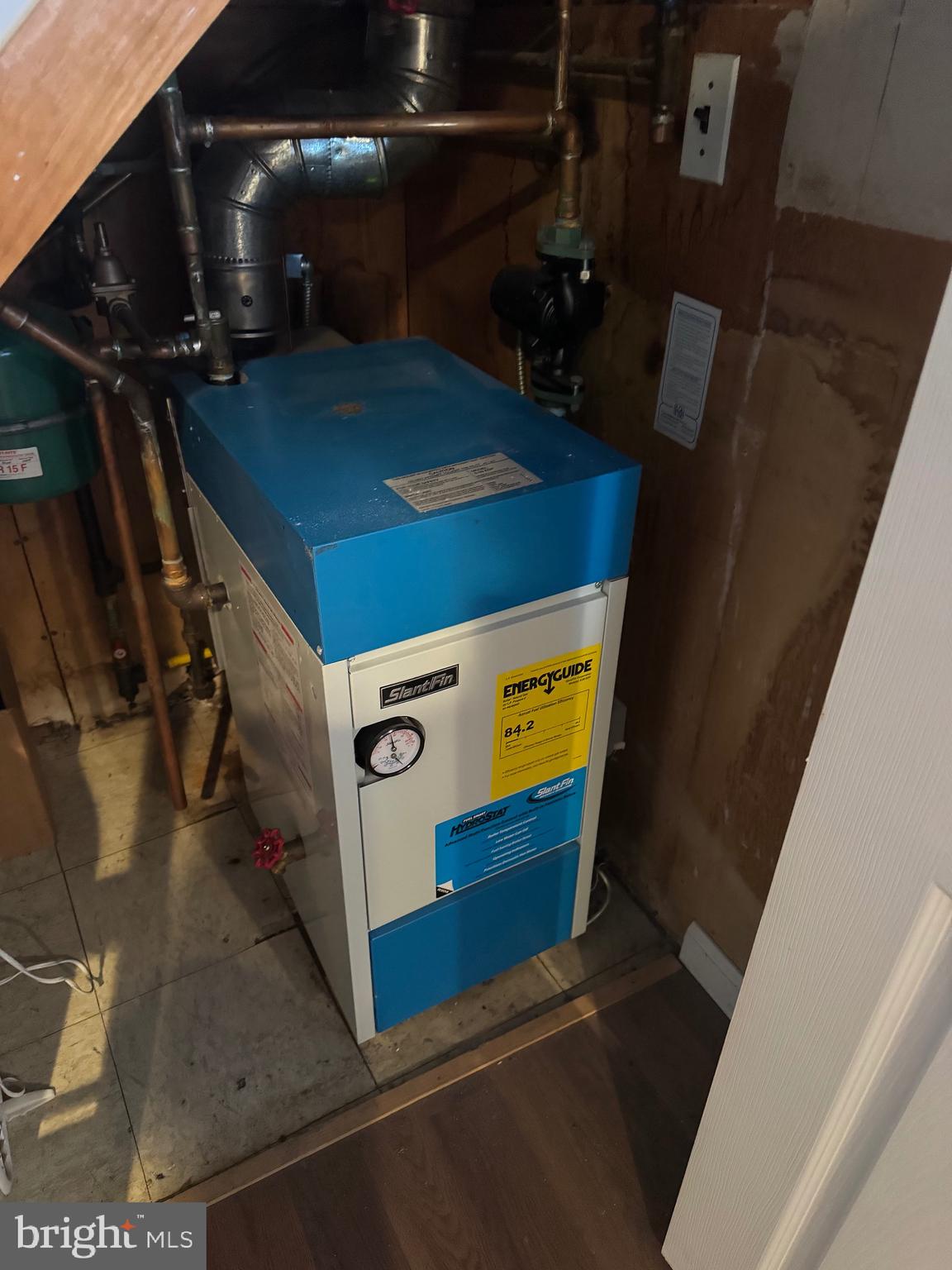 3537 Carey Road Philadelphia, PA 19154 - Photo 28 of 32 Heater