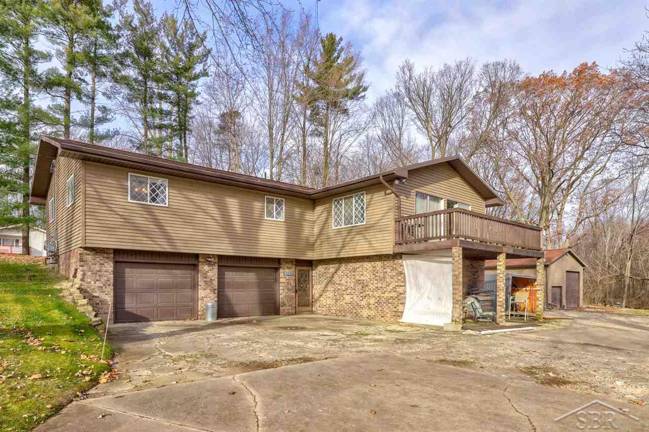 5122 Field Road Clio, MI 48420 - Photo 4 of 67 50061408-3.JPG