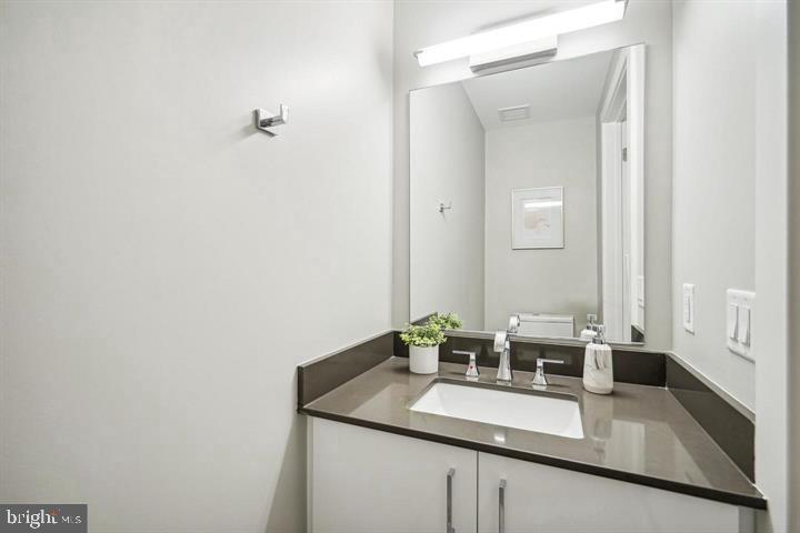 88 V Street Southwest, Unit 711 Washington, DC 20024 - Photo 16 of 27