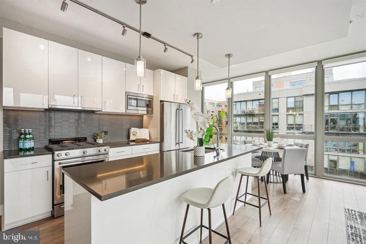 88 V Street Southwest, Unit 711 Washington, DC 20024 - Photo 7 of 27