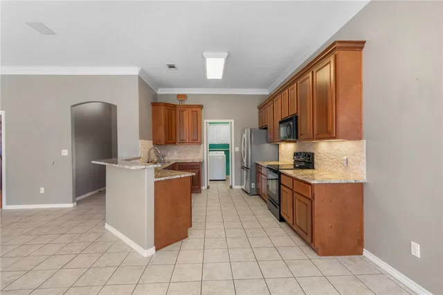 $365,000 | 11 Arnold Palmer Lane, Hilltop Lakes, TX 77871