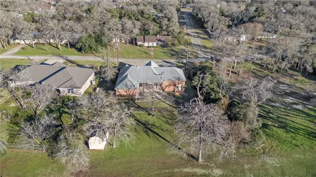 $365,000 | 11 Arnold Palmer Lane, Hilltop Lakes, TX 77871