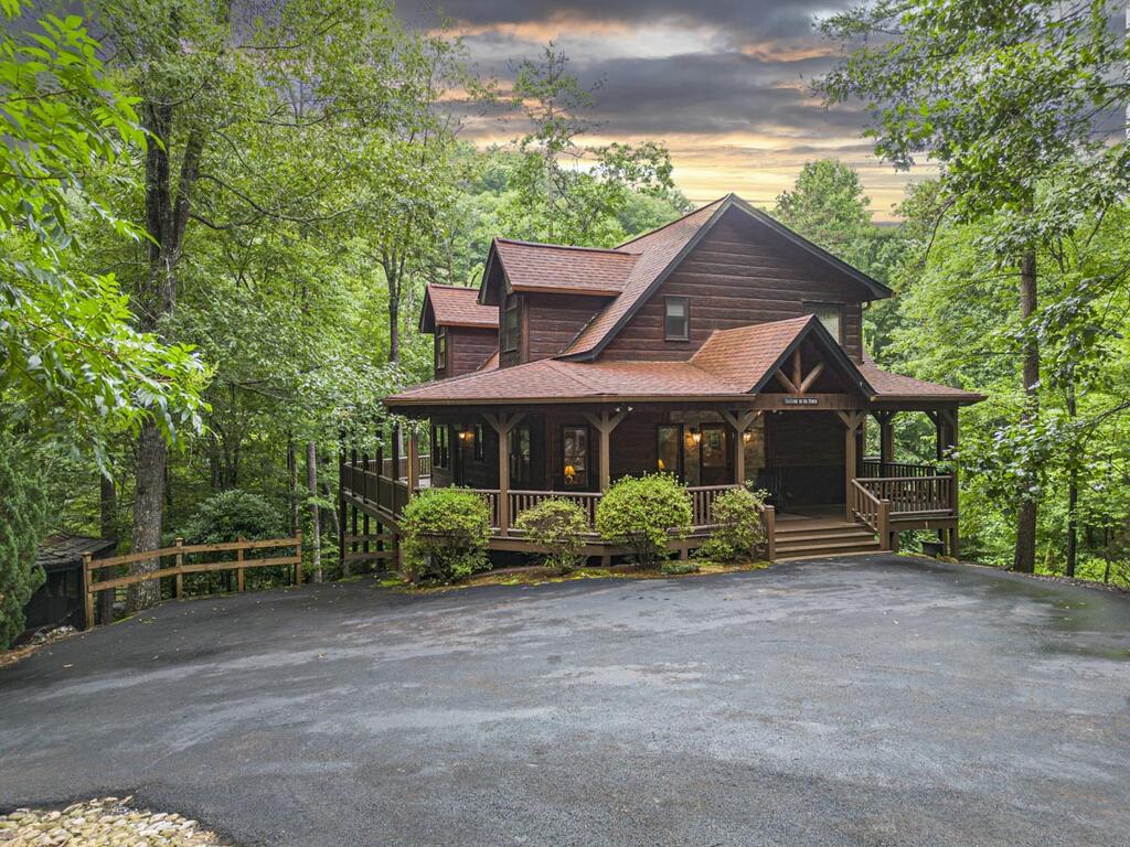 1934 Mountain Tops Road Blue Ridge, GA 30513 - Photo 4 of 55 Gallery Image 4