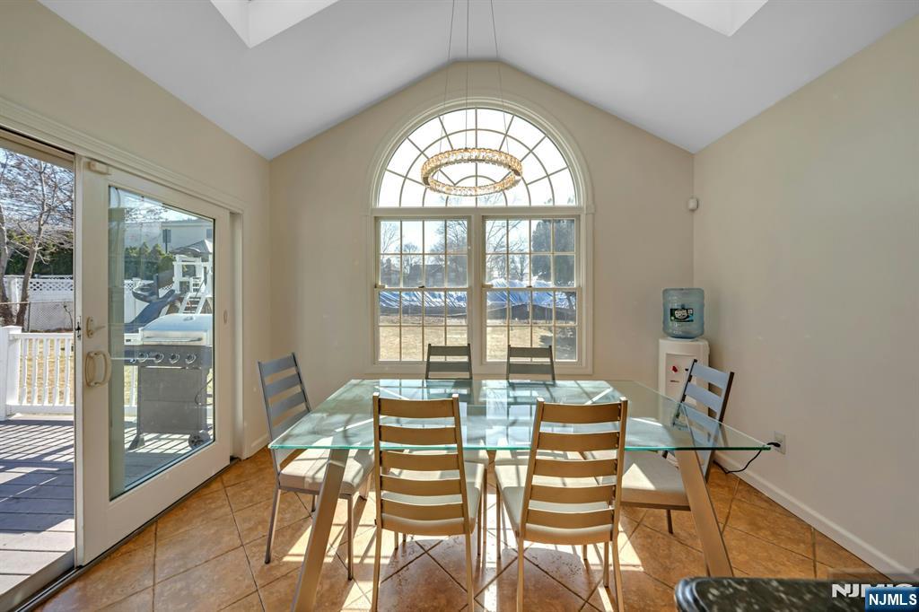 460 New Bridge Road Bergenfield, NJ 07621 - Photo 22 of 45