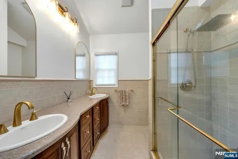 $950,000 | 460 New Bridge Road, Bergenfield, NJ 07621