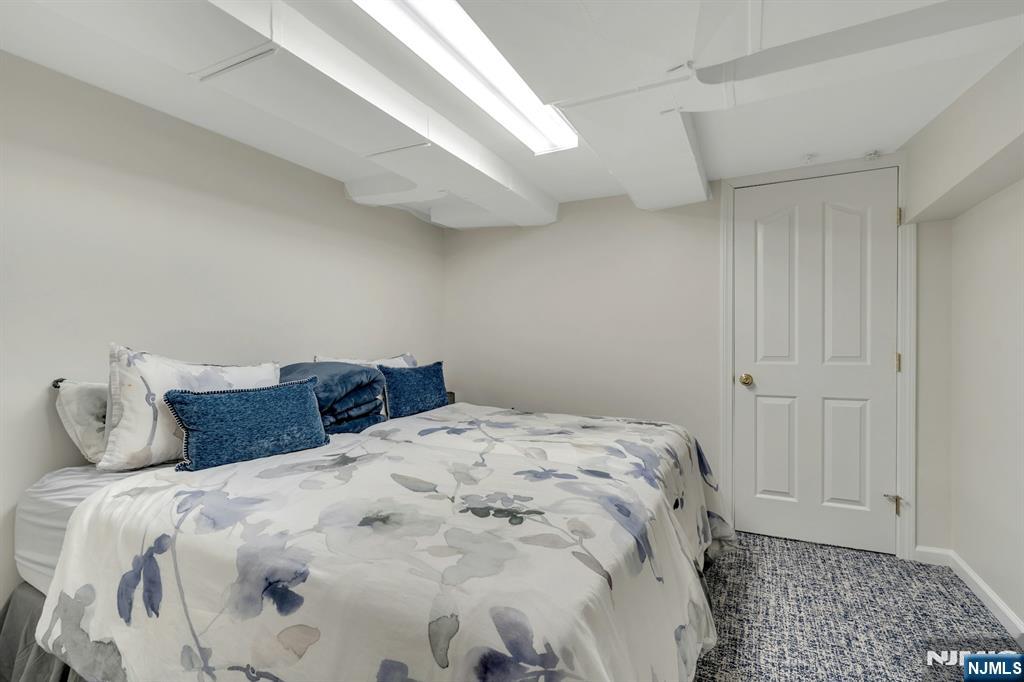 460 New Bridge Road Bergenfield, NJ 07621 - Photo 41 of 45