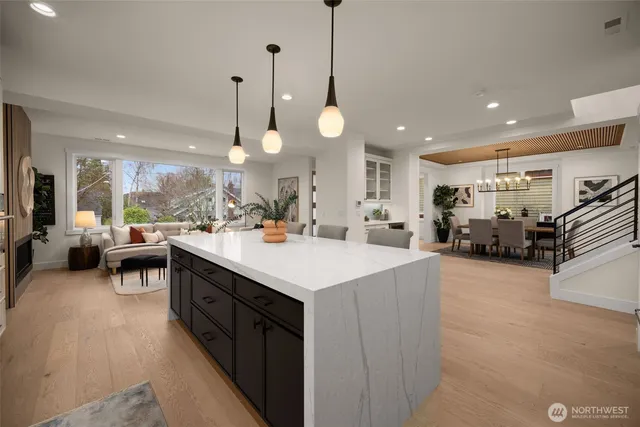 $2,595,000 | 807 West Armour Street, Seattle, WA 98119