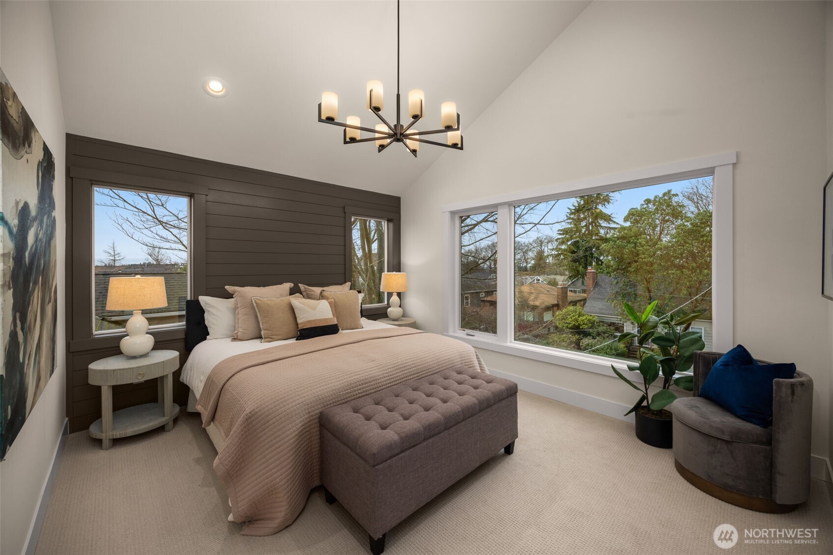 807 West Armour Street Seattle, WA 98119 - Photo 23 of 36