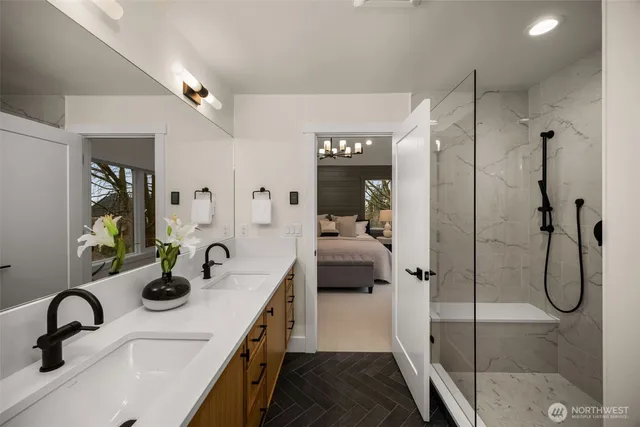 $2,595,000 | 807 West Armour Street, Seattle, WA 98119