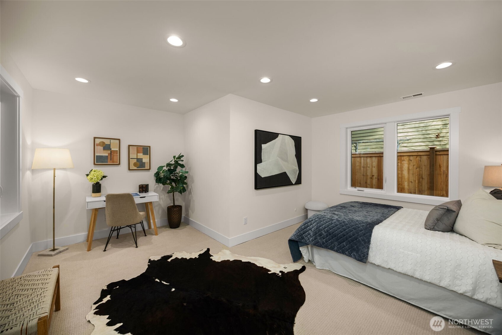 807 West Armour Street Seattle, WA 98119 - Photo 8 of 36