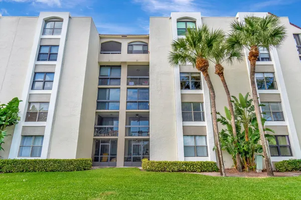 $2,850 | 1915 Lavers Circle, Unit E303, Delray Beach, FL 33444