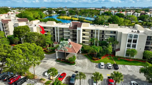 $2,850 | 1915 Lavers Circle, Unit E303, Delray Beach, FL 33444