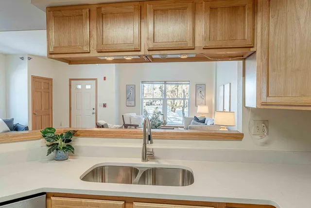 $355,000 | 2892 South Seminole Highway, Unit 6, Fitchburg, WI 53711