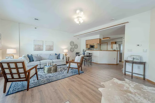 $355,000 | 2892 South Seminole Highway, Unit 6, Fitchburg, WI 53711