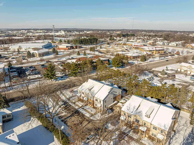 $355,000 | 2892 South Seminole Highway, Unit 6, Fitchburg, WI 53711