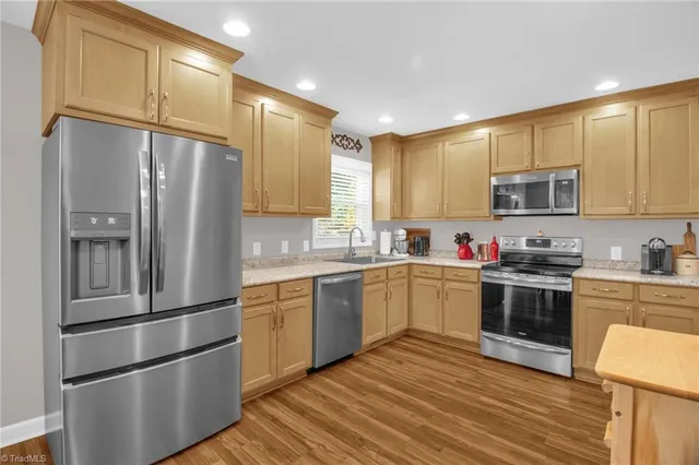 $285,000 | 521 Dogwood Circle, High Point, NC 27260