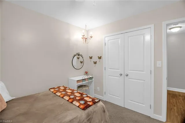 $285,000 | 521 Dogwood Circle, High Point, NC 27260