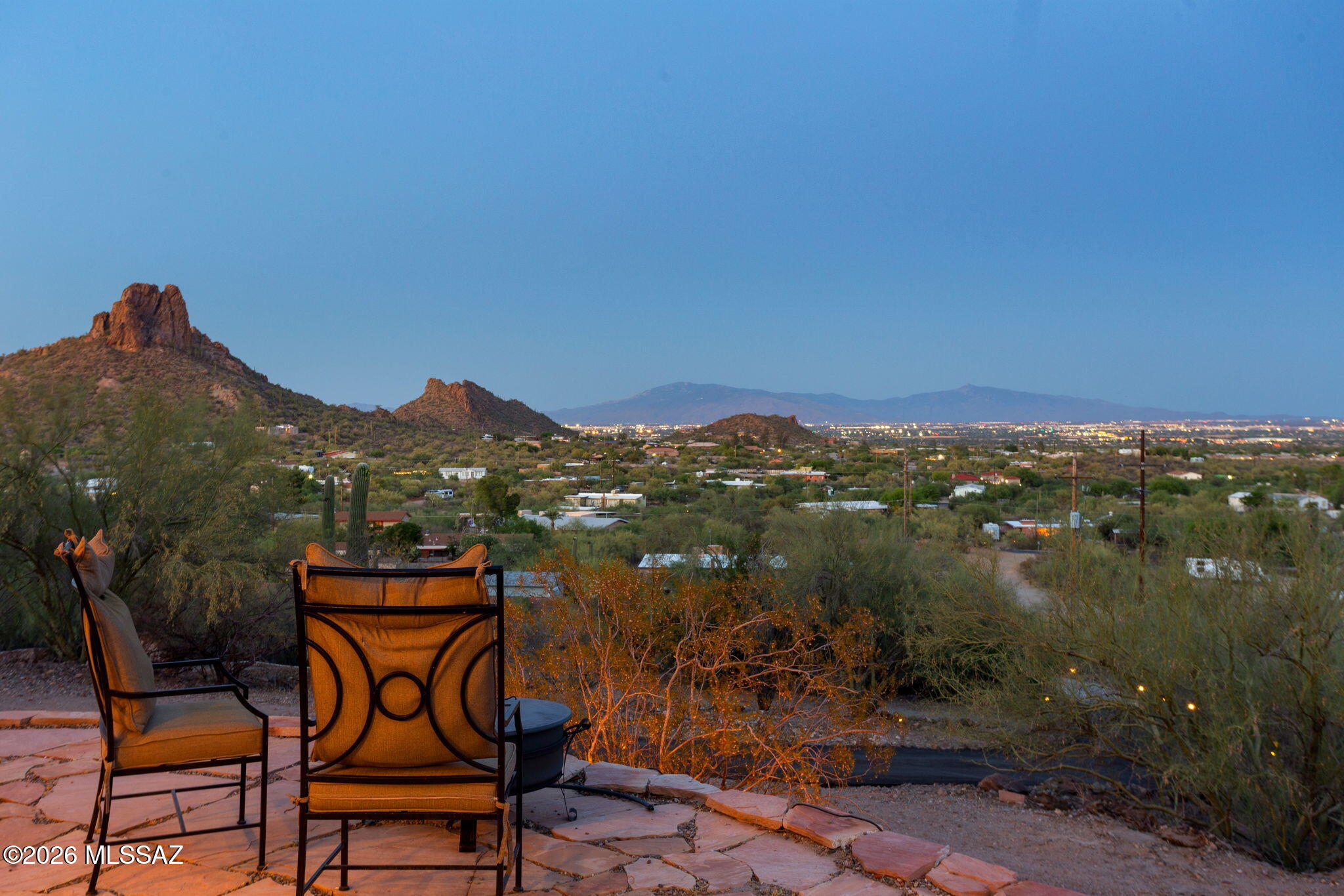 4210 West Mossman Road Tucson, AZ 85746 - Photo 4 of 51 a terrace of a house with outdoor seating