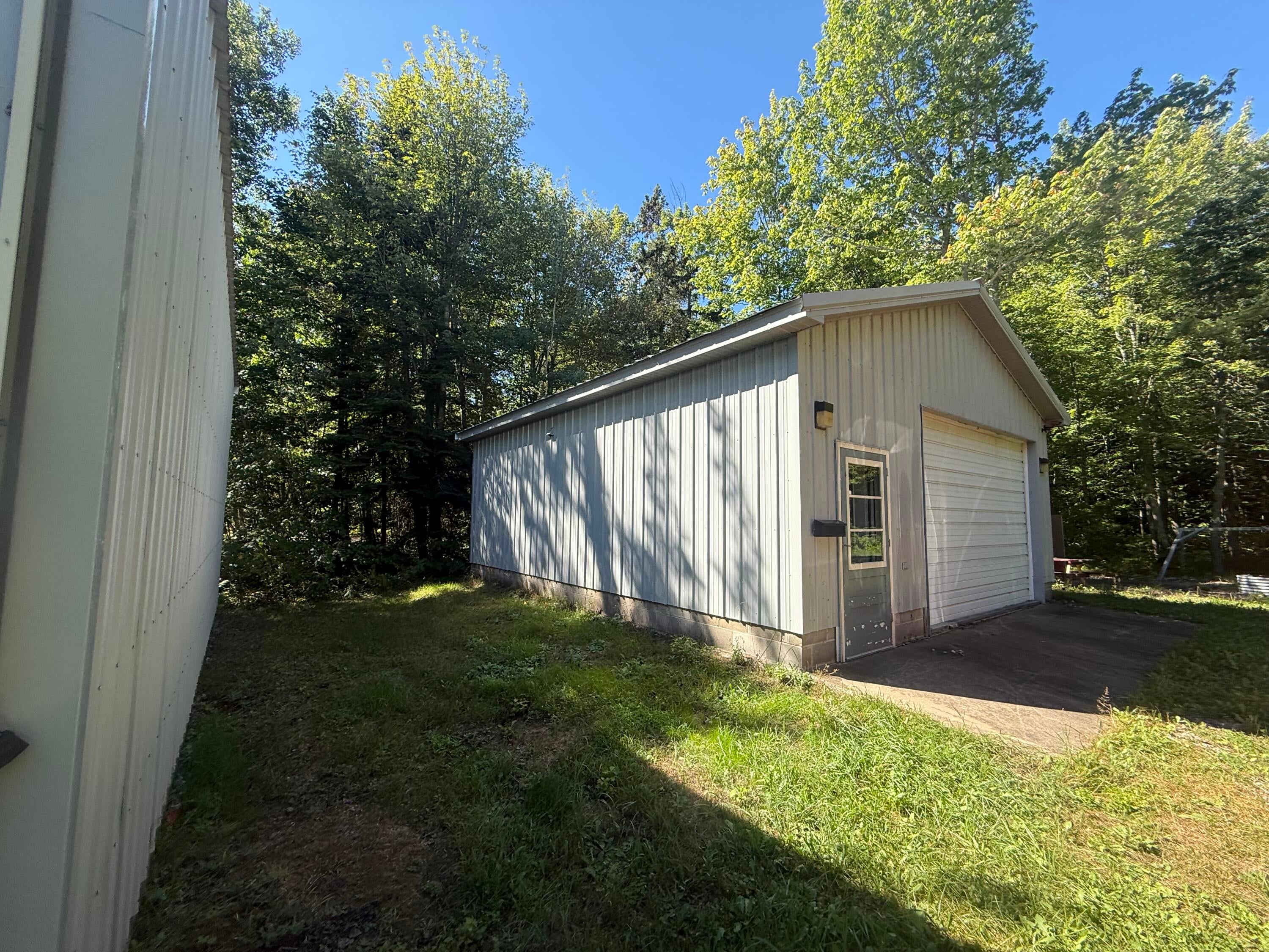 9901 North Whitefish Point Road Paradise, MI 49768 - Photo 2 of 19 Gallery Image 2