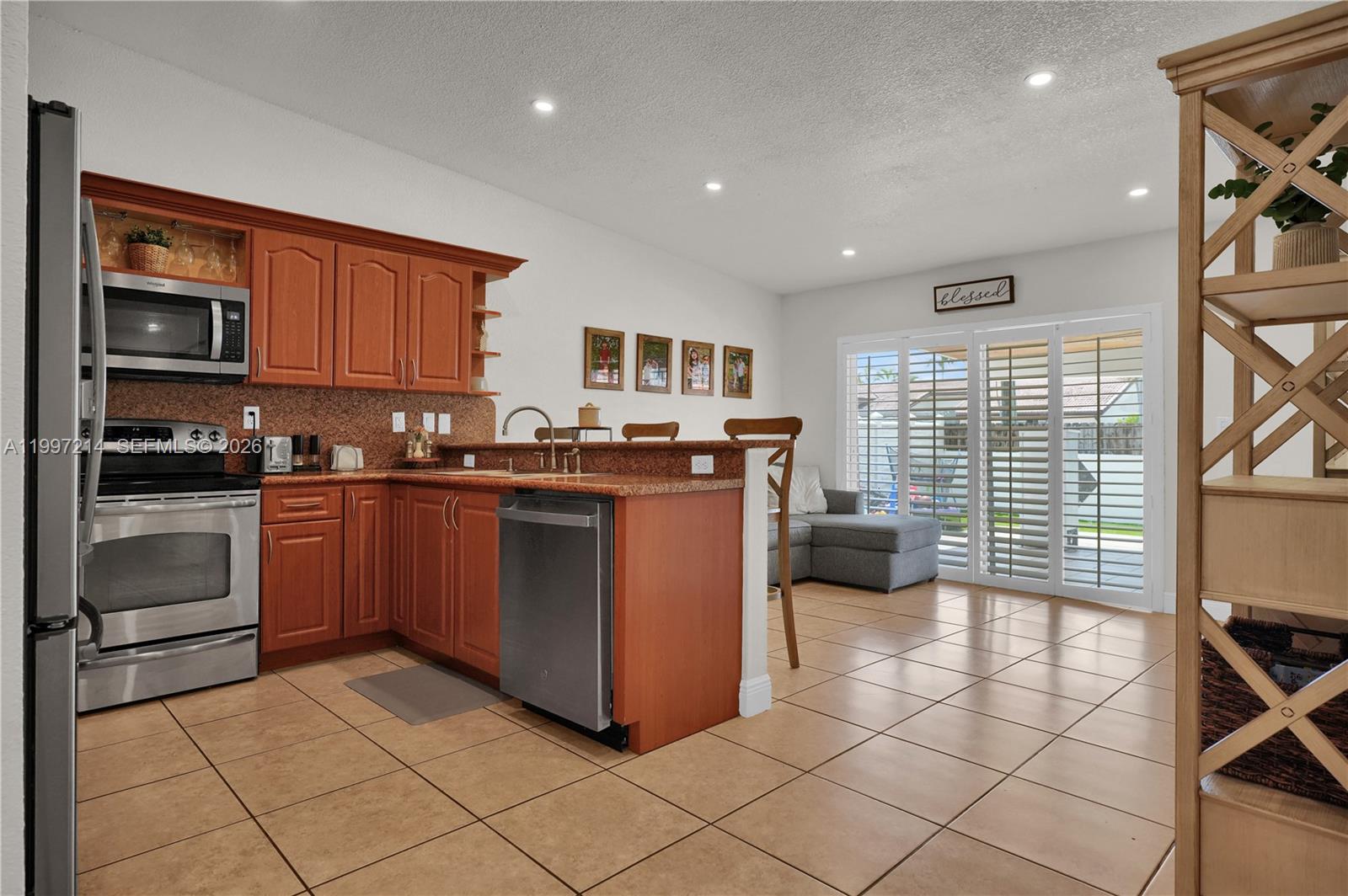 1654 Southwest 138th Court Miami, FL 33175 - Photo 5 of 31