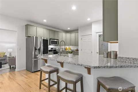 $630,000 | 912 25th Avenue Southwest, Puyallup, WA 98373