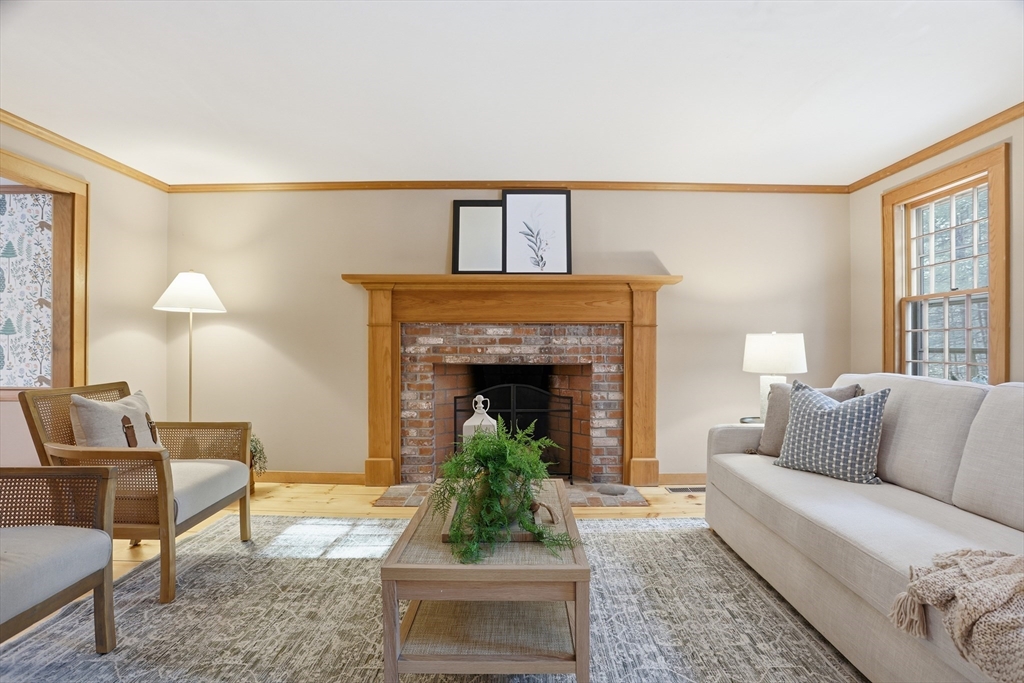 159 Wilder Road Bolton, MA 01740 - Photo 8 of 42