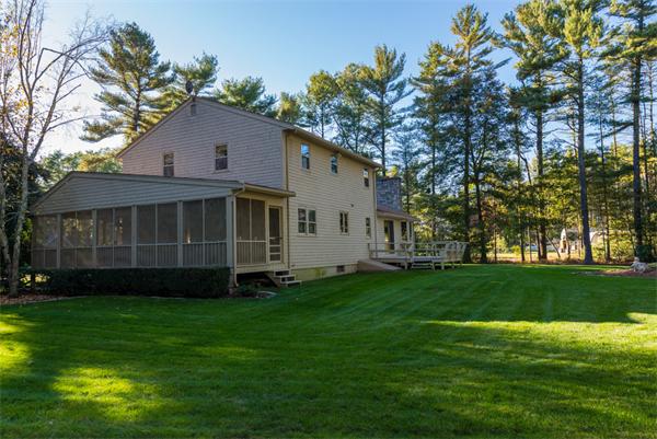 10 Randall Road Rochester, MA 02770 - Photo 3 of 11