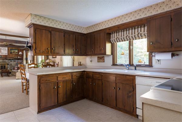 10 Randall Road Rochester, MA 02770 - Photo 8 of 11