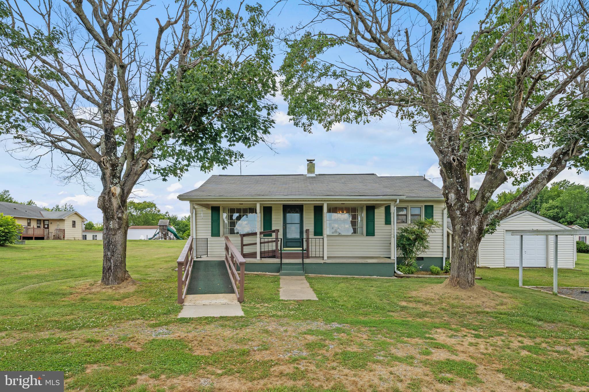 3012 Winding Road Partlow, VA 22534 - Photo 3 of 36