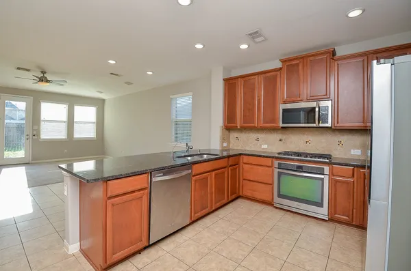 $2,800 | 5528 Gemstone Park Road, Richmond, TX 77407