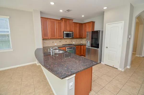 $2,800 | 5528 Gemstone Park Road, Richmond, TX 77407