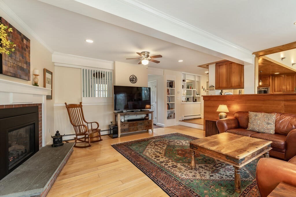 58 Colonial Road Sudbury, MA 01776 - Photo 14 of 35 Gallery Image 14