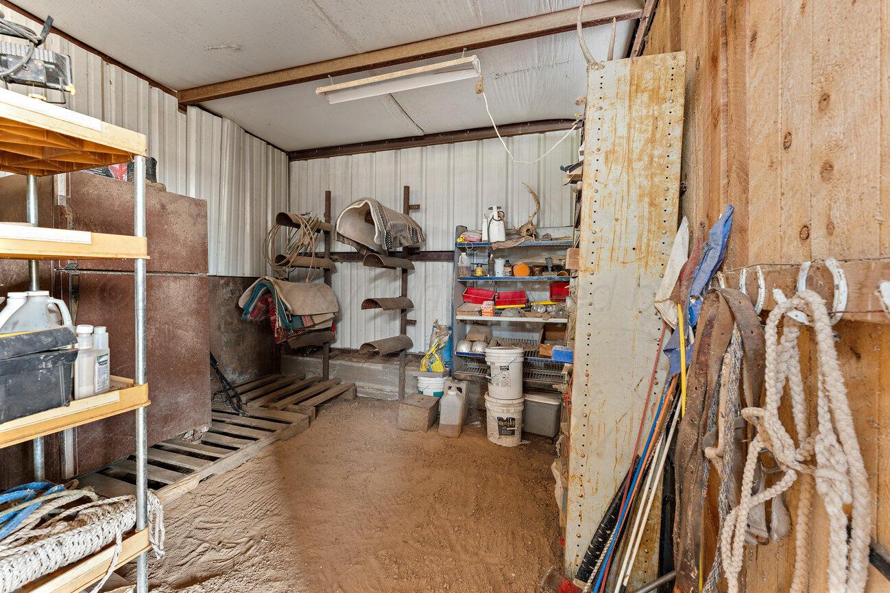 14301 White Tail Avenue Amarillo, TX 79124 - Photo 37 of 67 Horse Barn