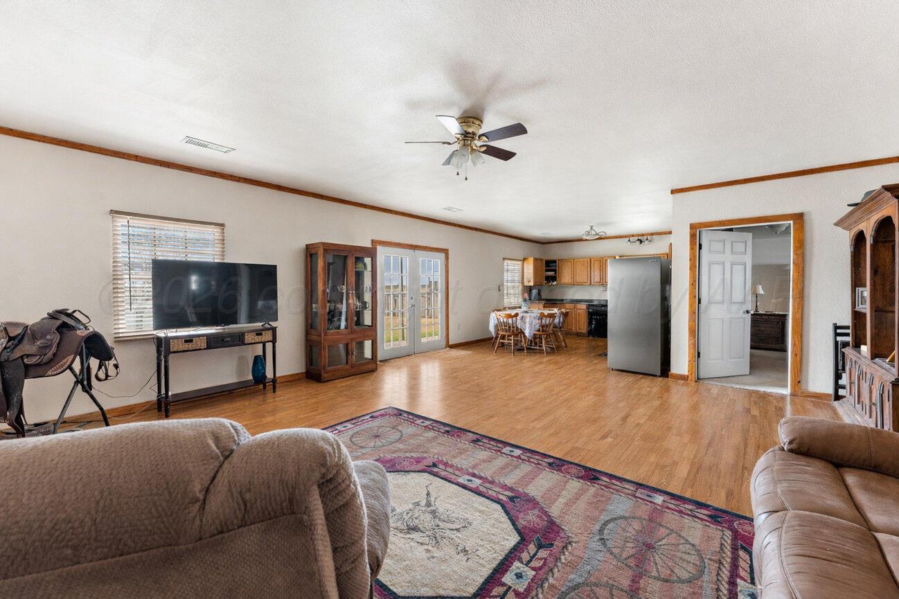 14301 White Tail Avenue Amarillo, TX 79124 - Photo 6 of 67 Living