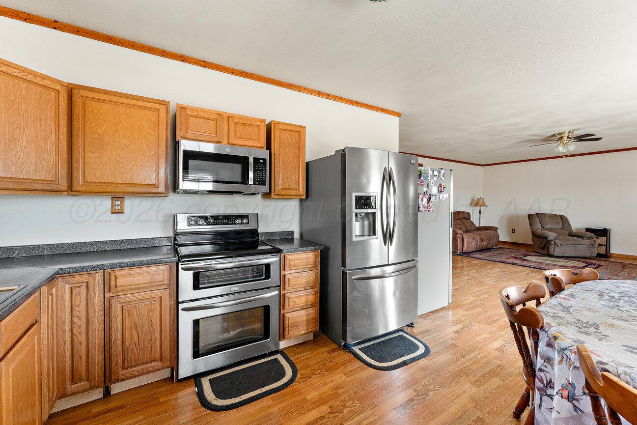 14301 White Tail Avenue Amarillo, TX 79124 - Photo 10 of 67 Kitchen