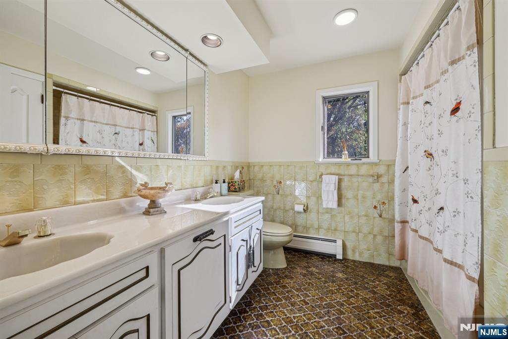 76 Church Street Alpine, NJ 07620 - Photo 26 of 44