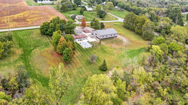 17946 National Road Wapakoneta, OH 45895 - Photo 1 of 57